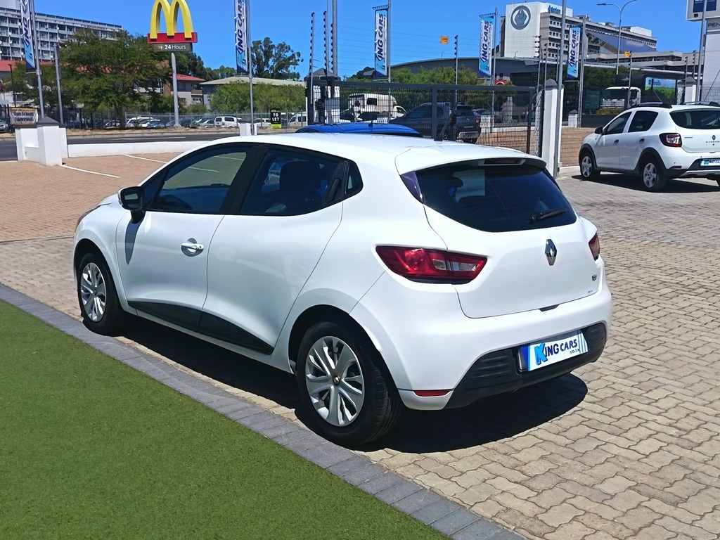Renault Clio Iv - View 5