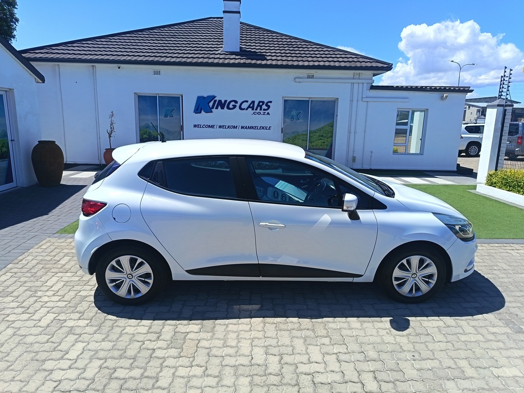 Renault Clio Iv - View 8