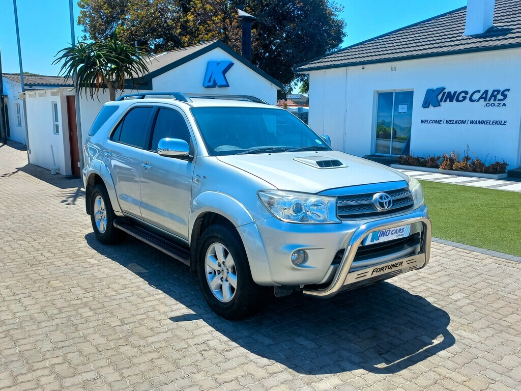 2010 Toyota Fortuner II 3.0 D-4D Raised Body Auto