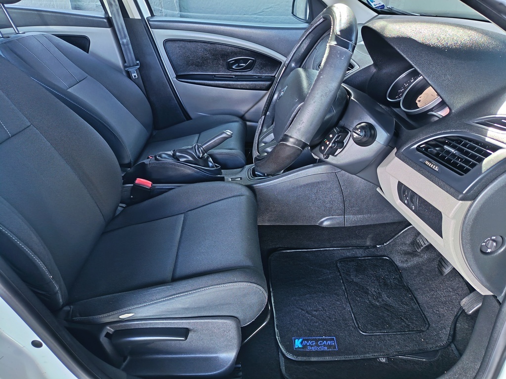 Renault Megane Iii - View 10