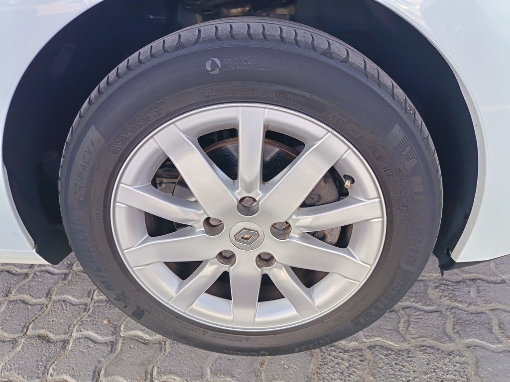 Renault Megane Iii - View 9