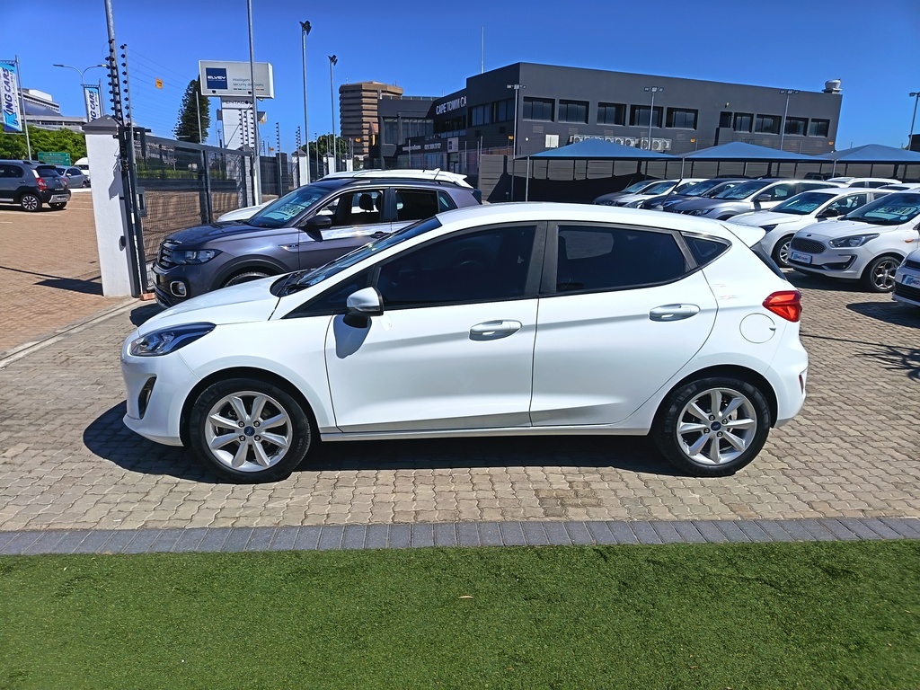Ford Fiesta - View 4