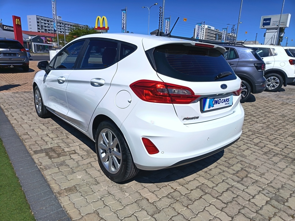Ford Fiesta - View 5