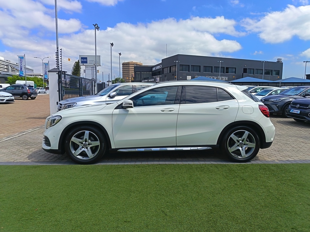 Mercedes-benz Gla - View 4