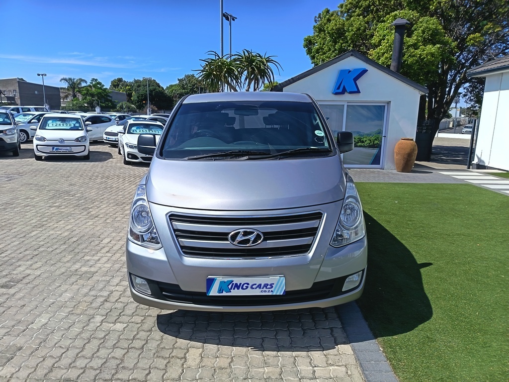 Hyundai H-1 - View 2