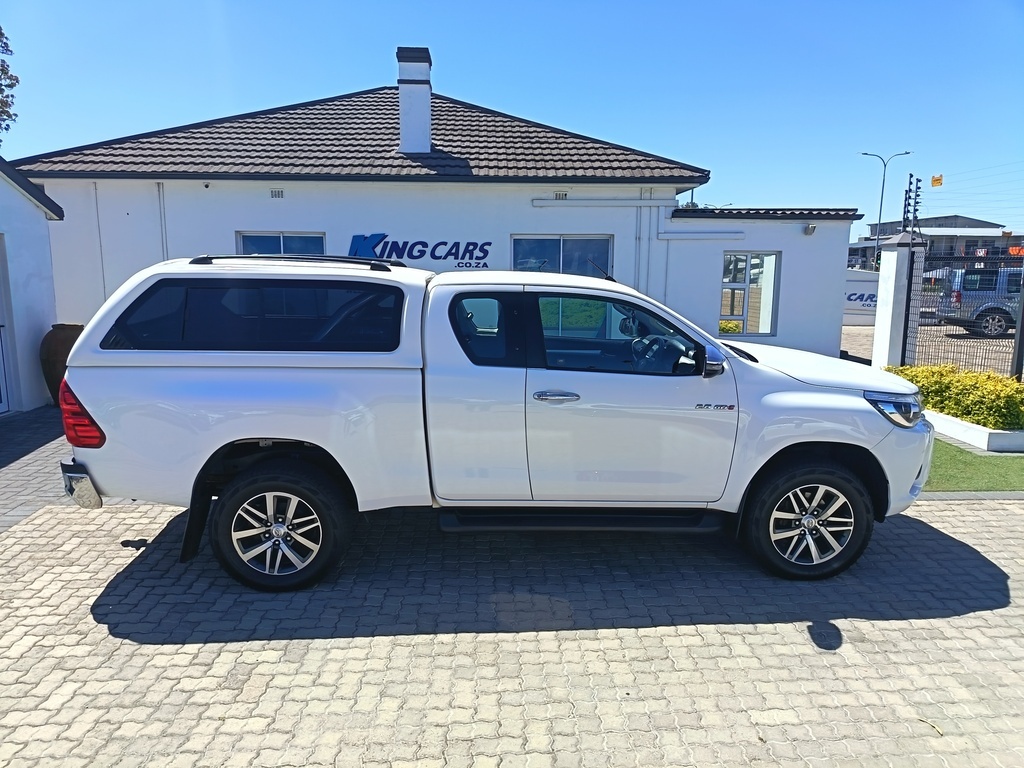 Toyota Hilux - View 8