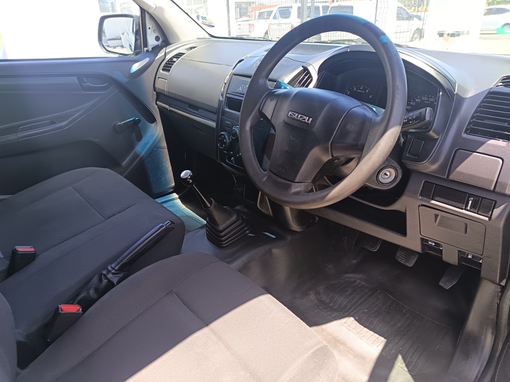 Isuzu D-max - View 10