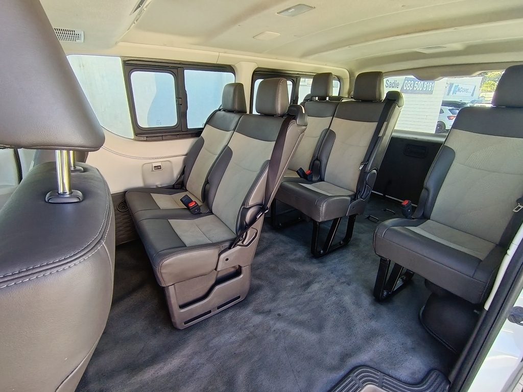 Toyota Quantum - View 11
