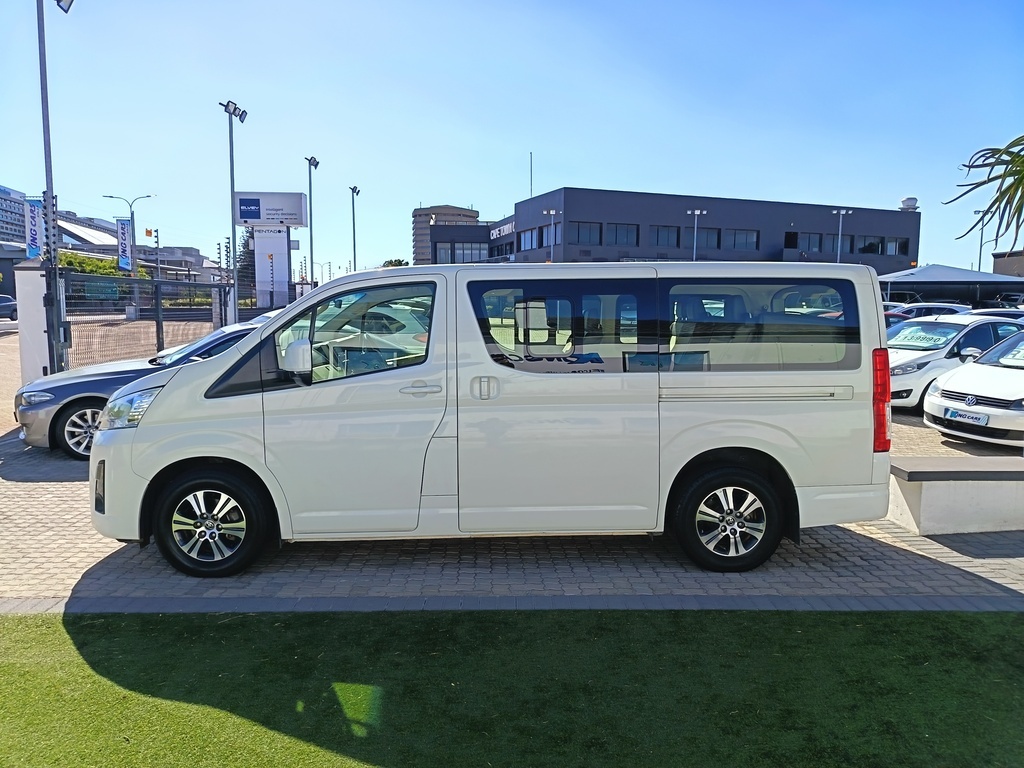 Toyota Quantum - View 4