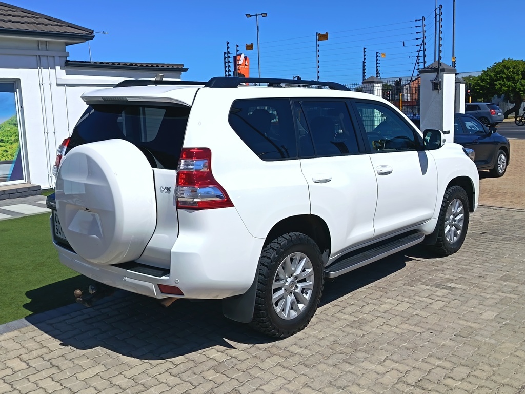 Toyota Prado - View 7