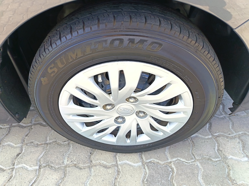 Ford Figo - View 9