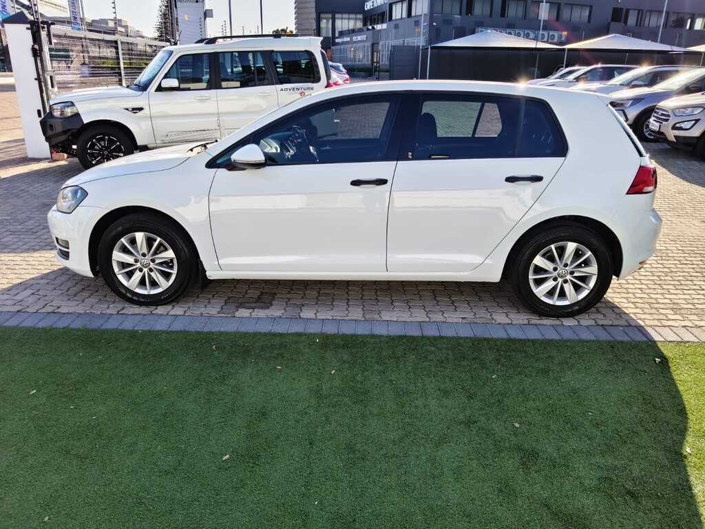 Volkswagen Golf 7 - View 4