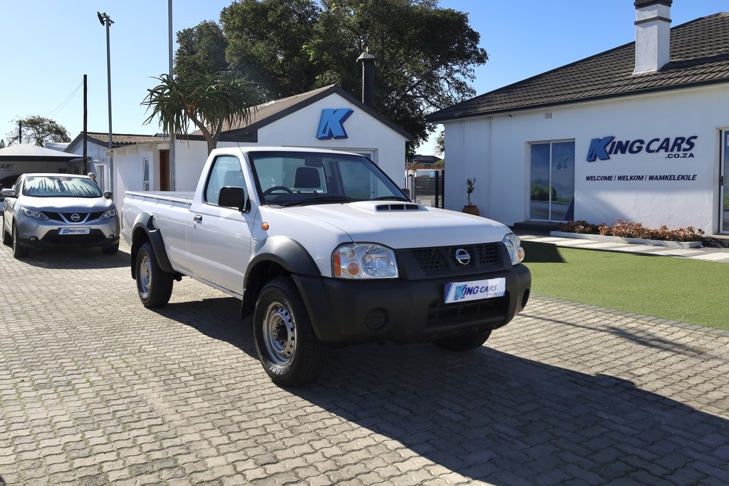 Nissan Hardbody - View 1