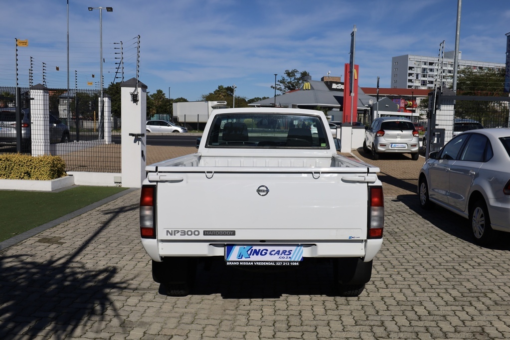Nissan Hardbody - View 10