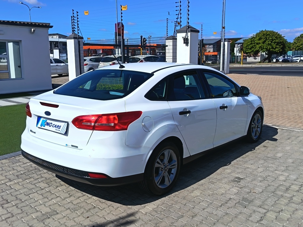 Ford Focus - View 7