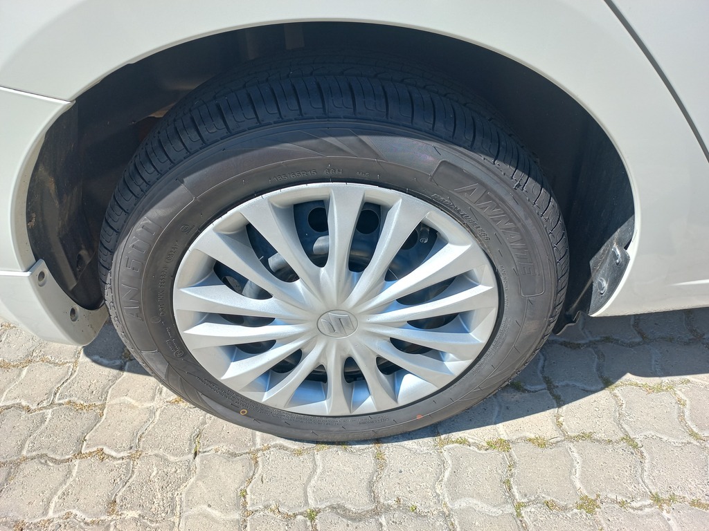 Suzuki Ciaz - View 8