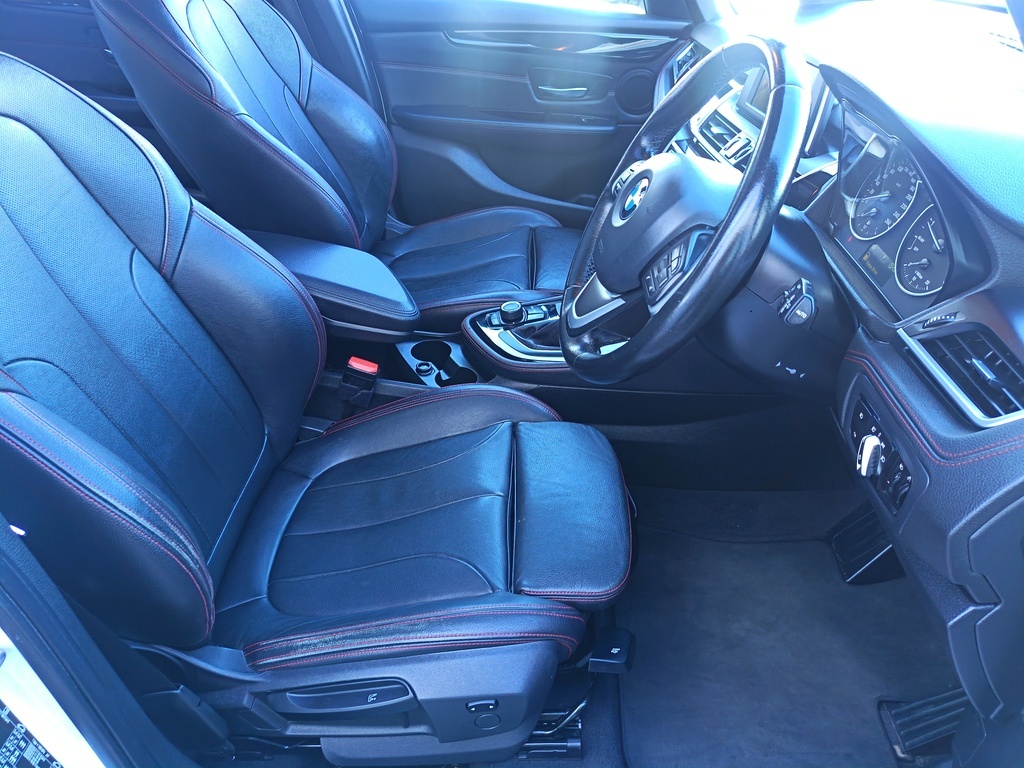 Bmw 2 Series - View 10
