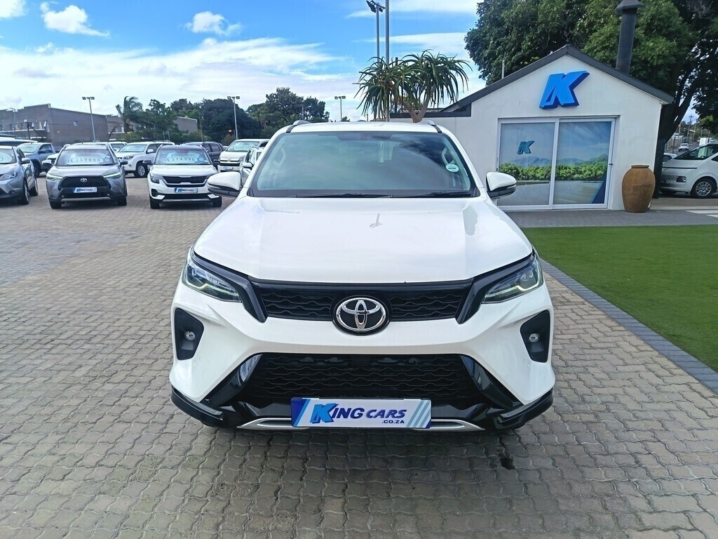 2024 TOYOTA FORTUNER