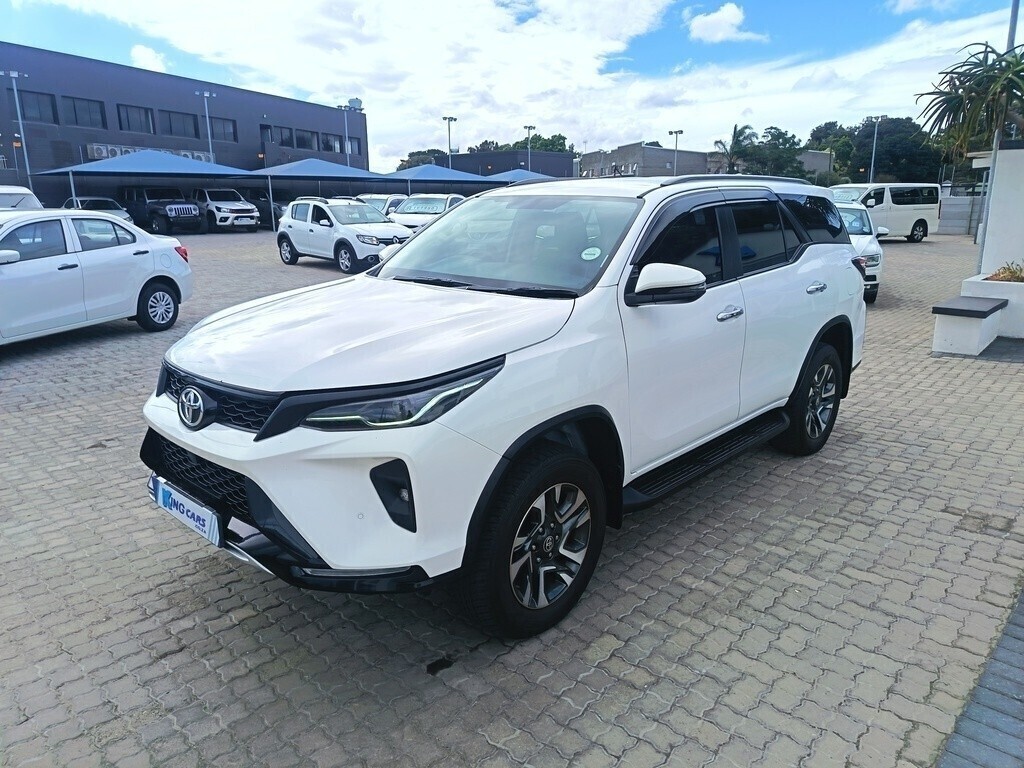 2024 TOYOTA FORTUNER