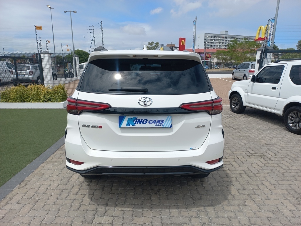 2024 TOYOTA FORTUNER