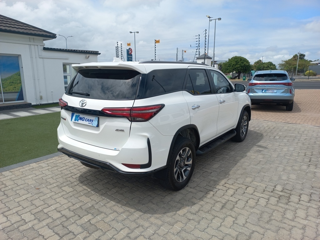 2024 TOYOTA FORTUNER