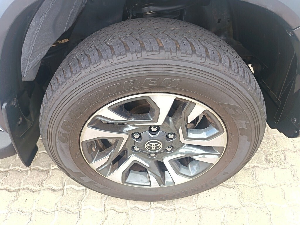 2024 TOYOTA FORTUNER