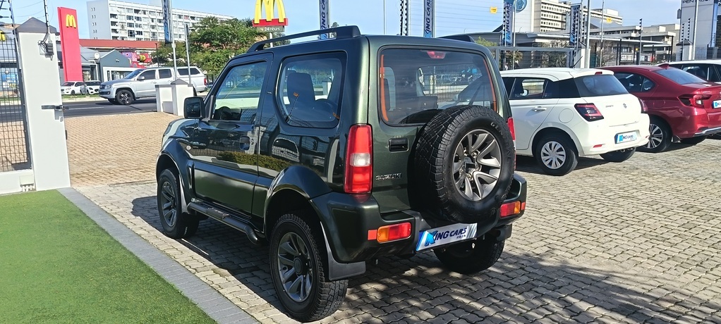 2015 SUZUKI JIMNY