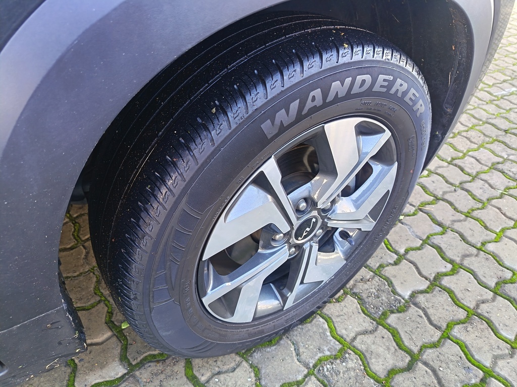 Kia Sonet - View 9