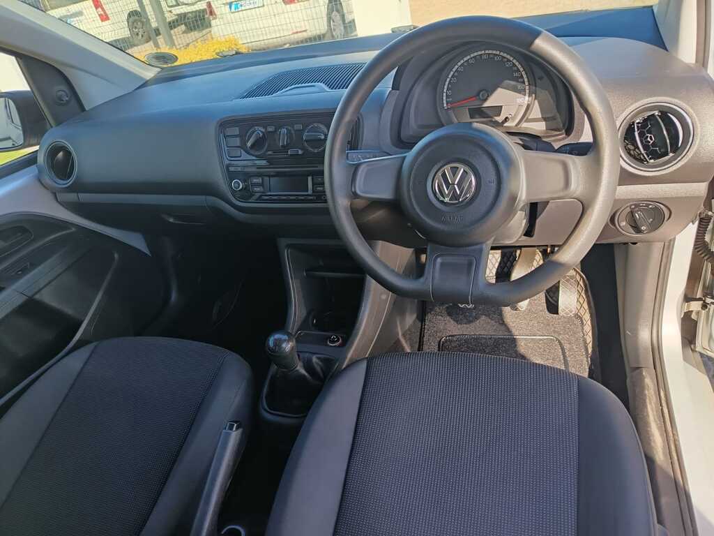 Volkswagen Up - View 7