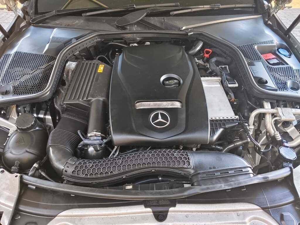 Mercedes-benz C Class - View 16