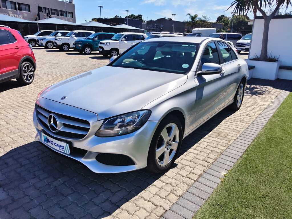 Mercedes-benz C Class - View 3