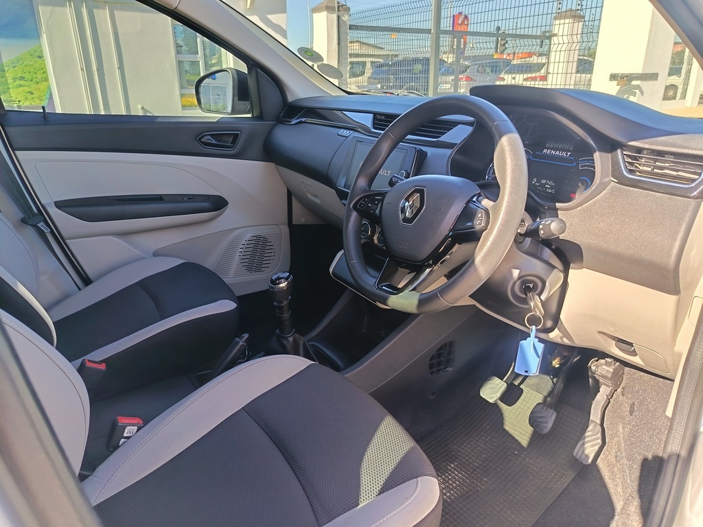 Renault Triber - View 9