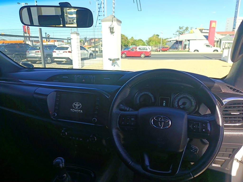 Toyota Hilux - View 10