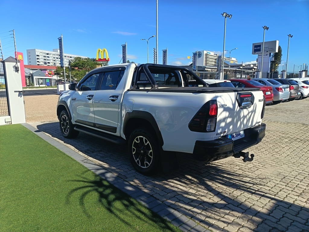 Toyota Hilux - View 5