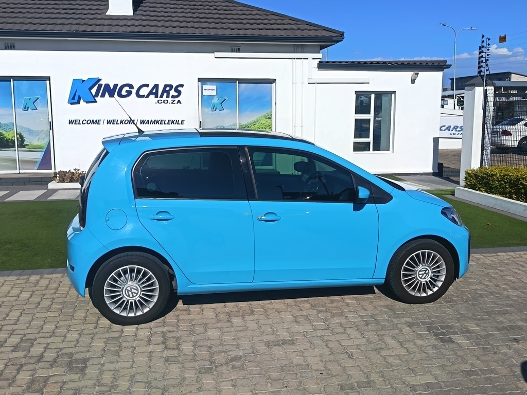 Volkswagen Up - View 8