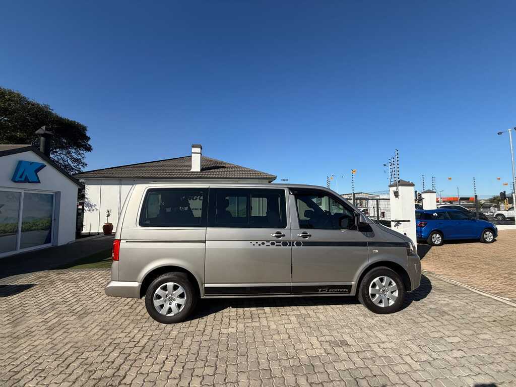 Volkswagen T5 - View 4
