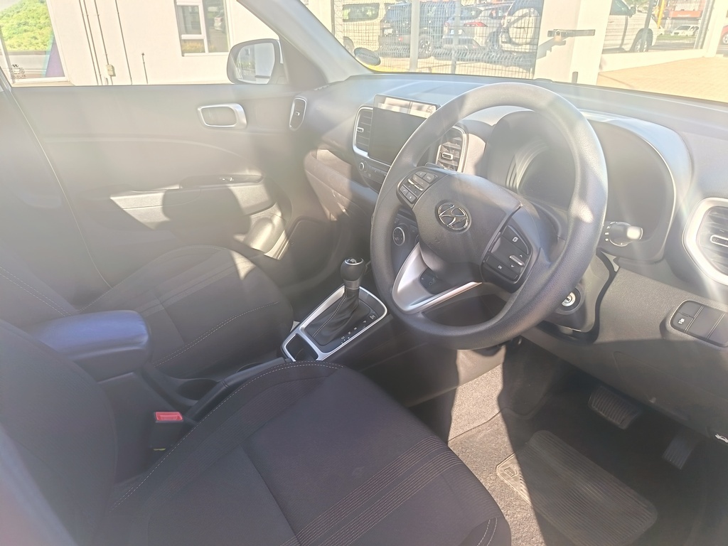 Hyundai Venue - View 8