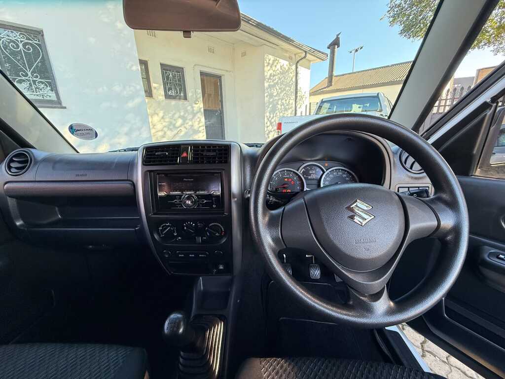 Suzuki Jimny - View 12