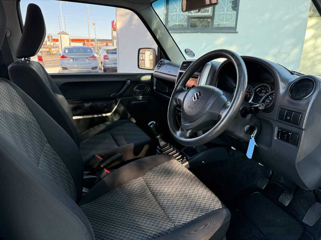 Suzuki Jimny - View 9