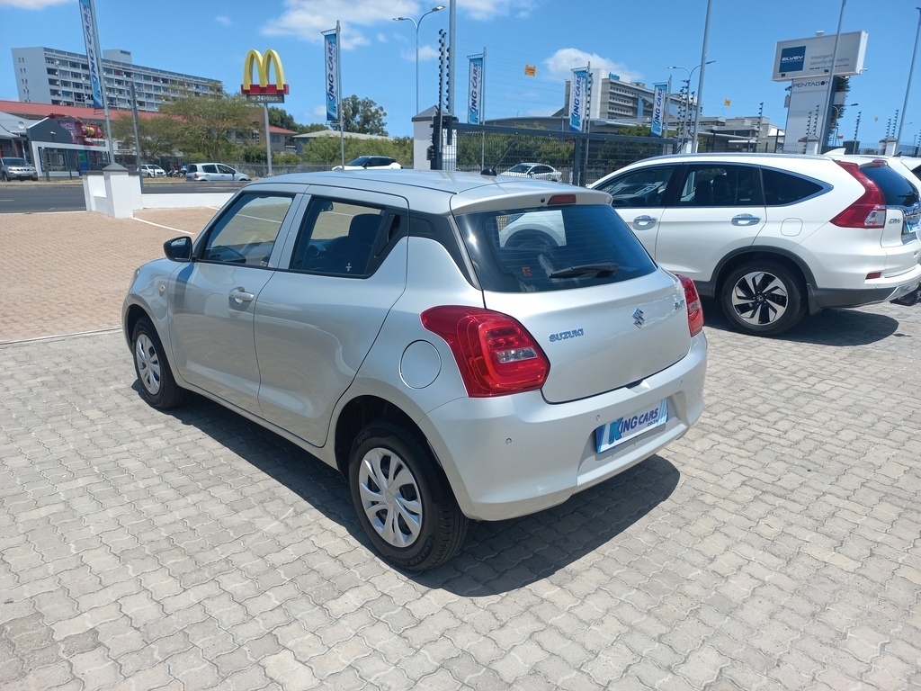 Suzuki Swift - View 5