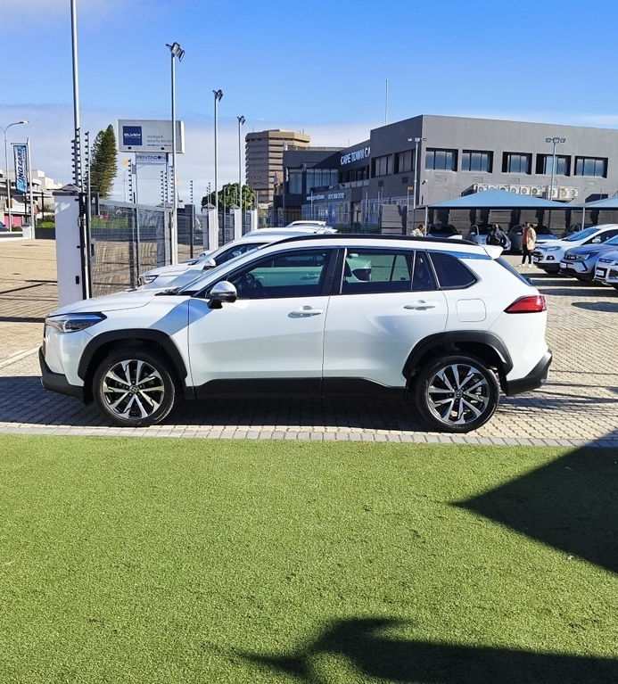 Toyota Corolla Cross - View 3