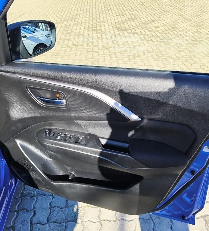 Suzuki Swift - View 11