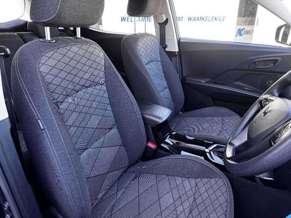 Mahindra Xuv3xo - View 10