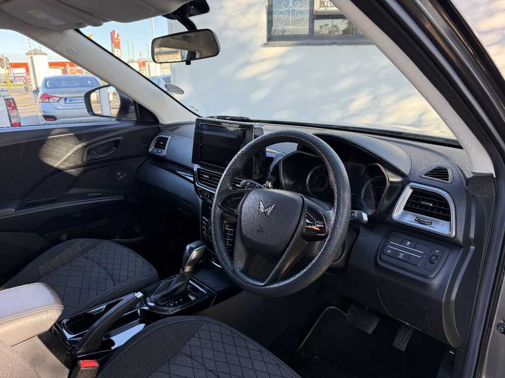 Mahindra Xuv3xo - View 14