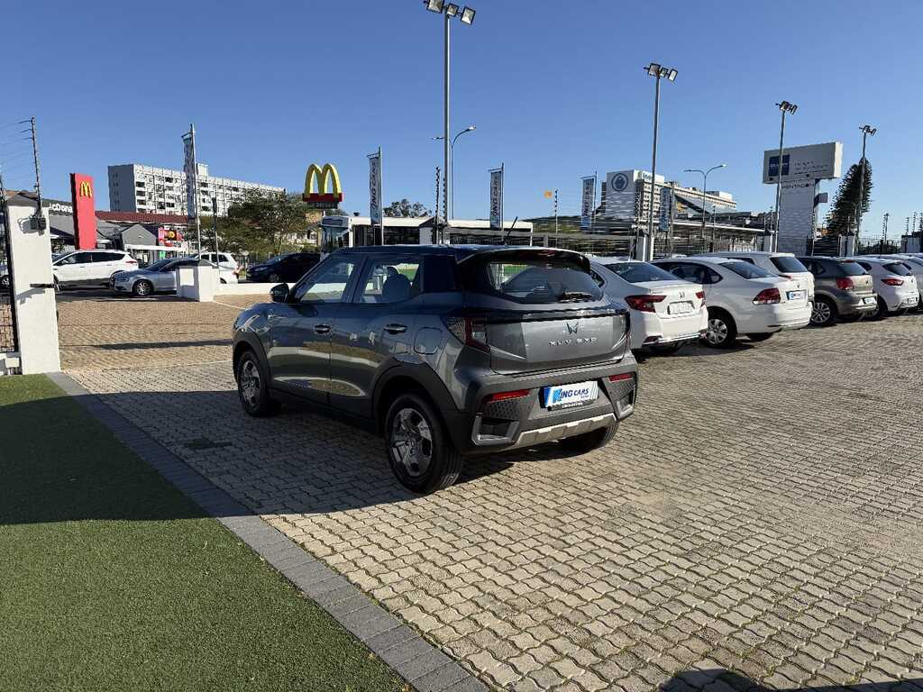 Mahindra Xuv3xo - View 4