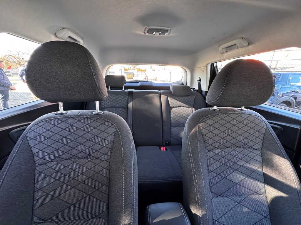 Mahindra Xuv3xo - View 11