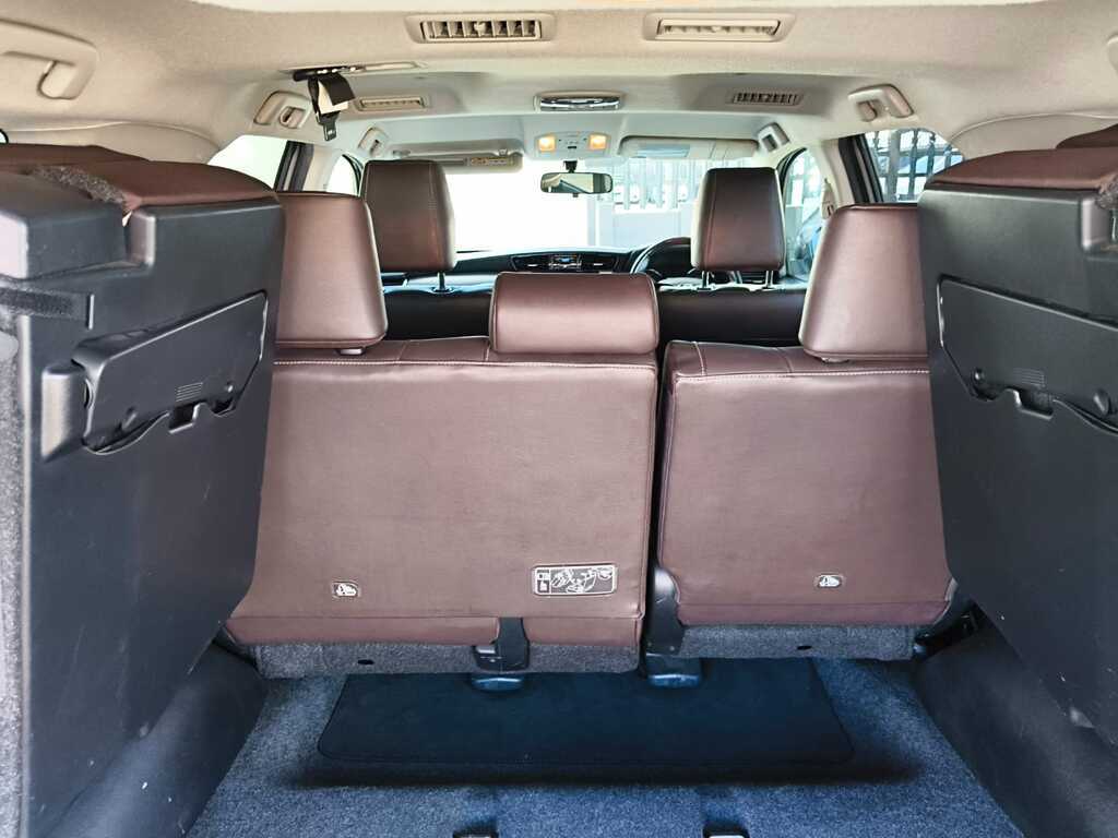 Toyota Fortuner - View 11