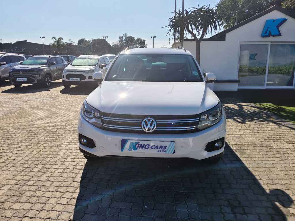 Volkswagen Tiguan - View 2