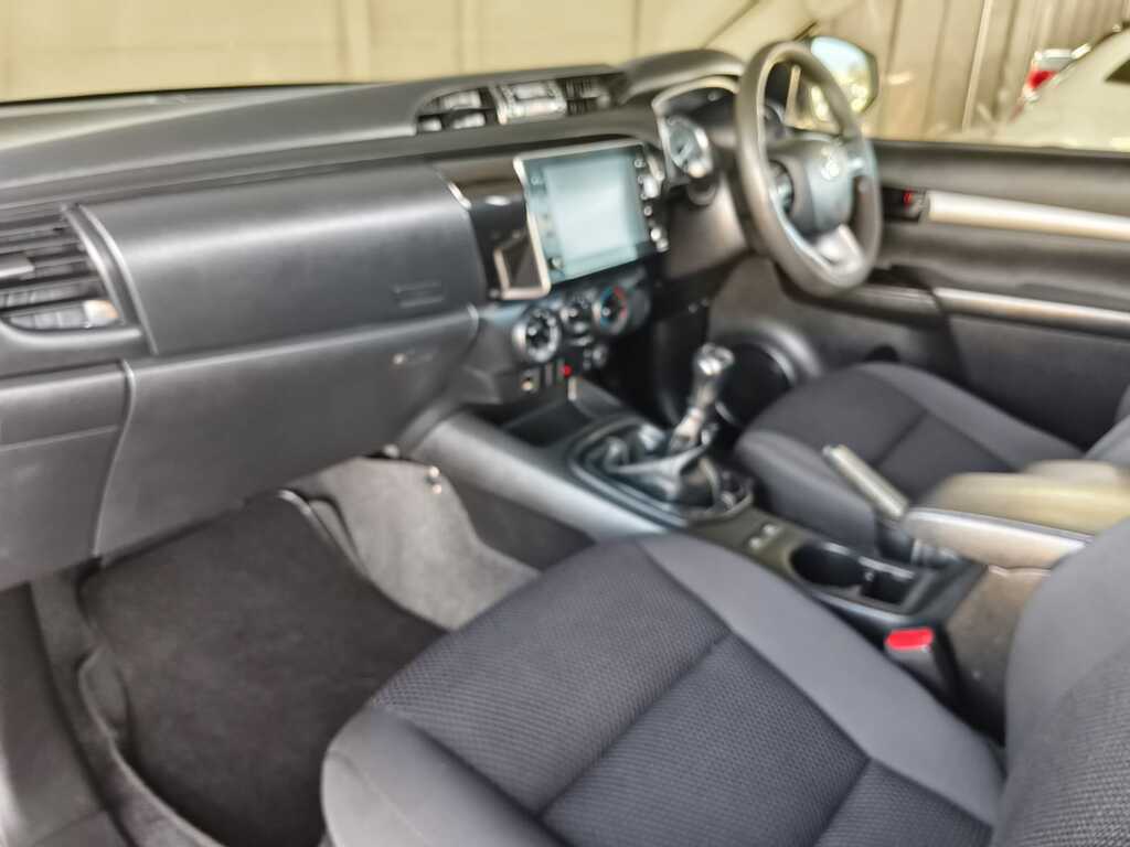 Toyota Hilux - View 9