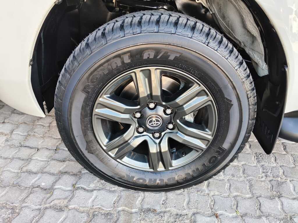 Toyota Hilux - View 14